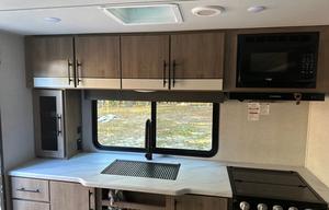 2024 Imagine XLS 23LDE RV rental photo 3
