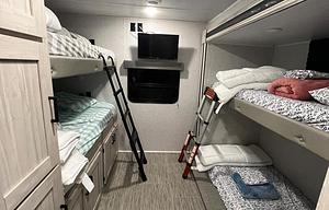 Retreat – The Ultimate Camper for Large Groups