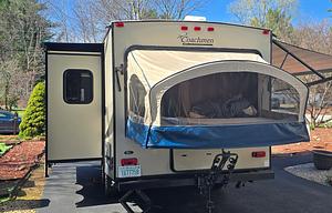 Coachmen Freedom Express 50th Anniversary Edition
