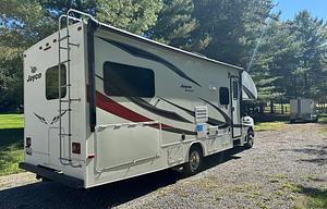 2018 Jayco Redhawk 25R RV rental photo 5