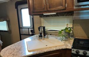 ***Delivery Only - Keystone Outback UL 276UBH