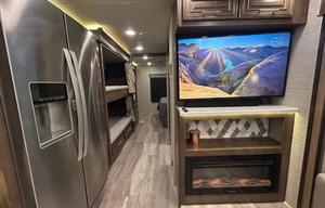 SC1 -Luxury, Five-Star Desert Oasis -Entegra
