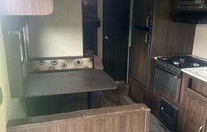 2019 Springdale SS 2600TB RV rental photo 5