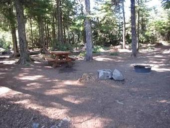 Kinnikinnick (Laurance Lake) Campground