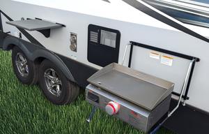 Flagstaff Micro Lite | Modern and cozy w/ 2 slides