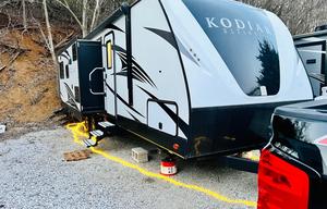 Waylon’s Double Slide living room pet friendly RV with 2 cold AC’s!