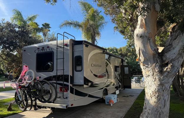 2014 Thor Motor Coach Chateau 32 ft