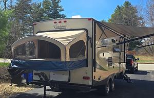 Coachmen Freedom Express 50th Anniversary Edition