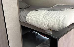 ‘23 Coleman Lantern Ready-To-Go Travel Trailer