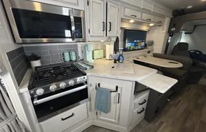 A-1 Alante Family Luxury RV - Endless Adventures!