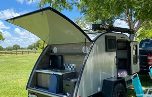 Roxy's Pet Friendly Camper Rental