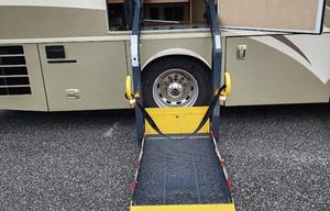 (2008 Winnebago Vectra) The Johnson's Road Coach