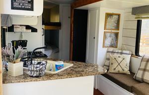 2016 Keystone RV Hideout 242LHS
