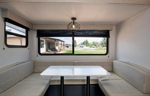2025 Avenger with Bunks (LIKE NEW)-Delivery Only