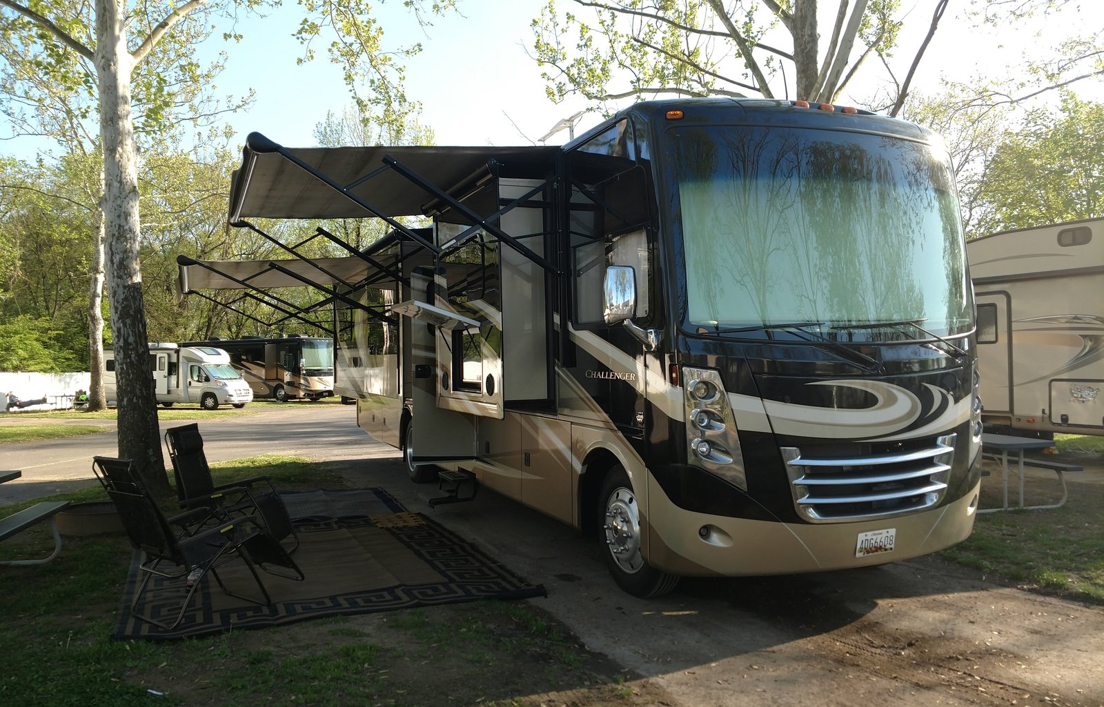 Spacious 3-Slide Coach | Delivered & Set up