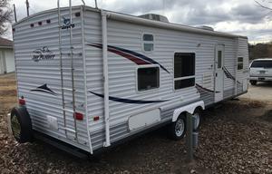 Fun Family Bunkhouse - Easy Rolling, Easy Setup