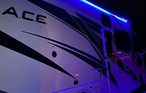 2021 Thor ACE 27.2 Motorcoach