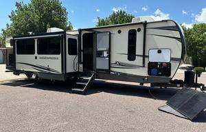 Spacious GLAMPING in “Big Gem”