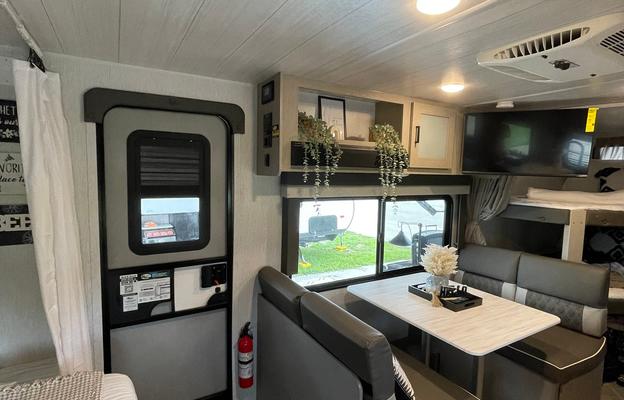 MEET LINCOLN OUR LUX RV, ASK ABOUT OUR ADDONS.