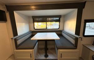 Tiny home away from home- Pet friendly!