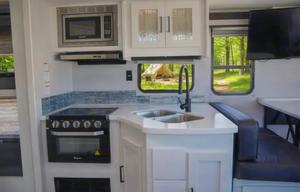 A02 - 10 Person w/ Bunk - The RV Rental Factory