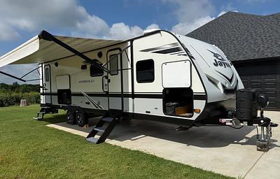 2021 Jayco Jay Feather 27BHB "Hale's Hideaway"
