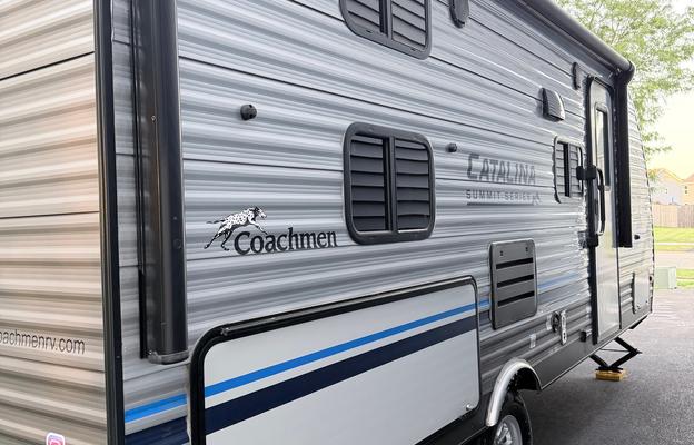 2022 Coachmen RV Catalina Summit Series 7 184BHS