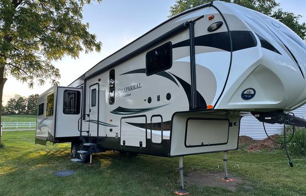 Coachmen Chapparral (Delivery Only)