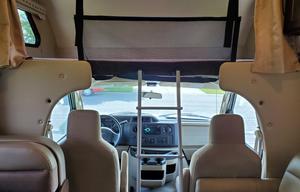 Pet & Family Friendly 2018 Thor Four Winds