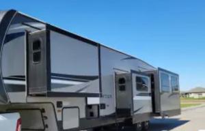 2021 Keystone RV Sprinter Limited 3570LFT