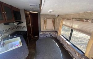 2017 Coachmen RV Freedom Express 23SE RV rental photo 13