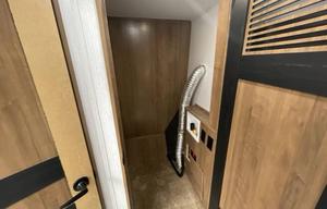 Luxury Monthly RV Stay for Traveling Professionals