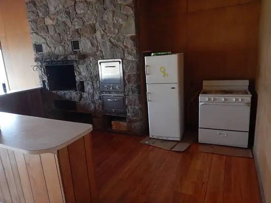 Green River Lake Lodge, Loop: Cabin