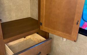 2014 CrossRoads RV Zinger ZT32QB