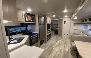 GLAMPING-2021, Queen Master w/Slide out Closet