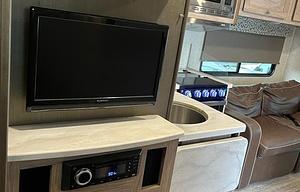 2019 Forest River RV Sunseeker LE 3250DSLE