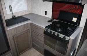 2016 Winnebago Industries Towables Spyder 28SC