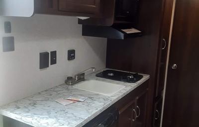 2018 Jay Flight 21QB RV rental photo 3