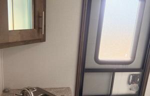 2017 Forest River RV Wildcat Maxx 30DBH RV rental photo 8