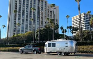 2017 Airstream RV Flying Cloud 23FB HAL 611