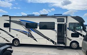 Ramblin' Renata RV Rental