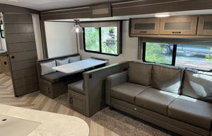 2021 Twilight TWS 3300