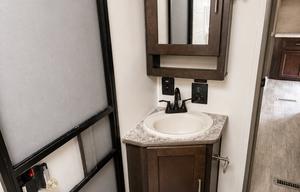 Spacious Bunkhouse - Pet Friendly - Off Grid