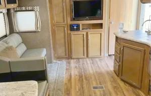 Bonnaroo Friendly 2019 Catalina Legacy Gaal1872