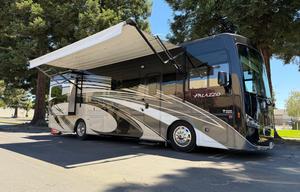 Denali Thor Palazzo | Starlink $25 per day | Vegas