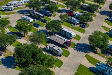 Rayford Crossing RV Resort