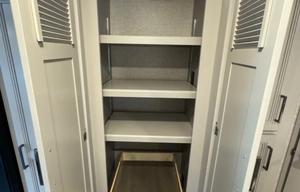 2025 American Coach Thor Motor Coach geniva RV rental photo 19