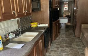 2014 Miramar 34 1 RV rental photo 6
