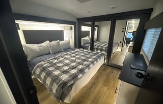 FR Flex Bunkhouse