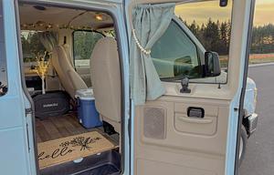 Rainforest Roamer - Cozy Cabin On Wheels